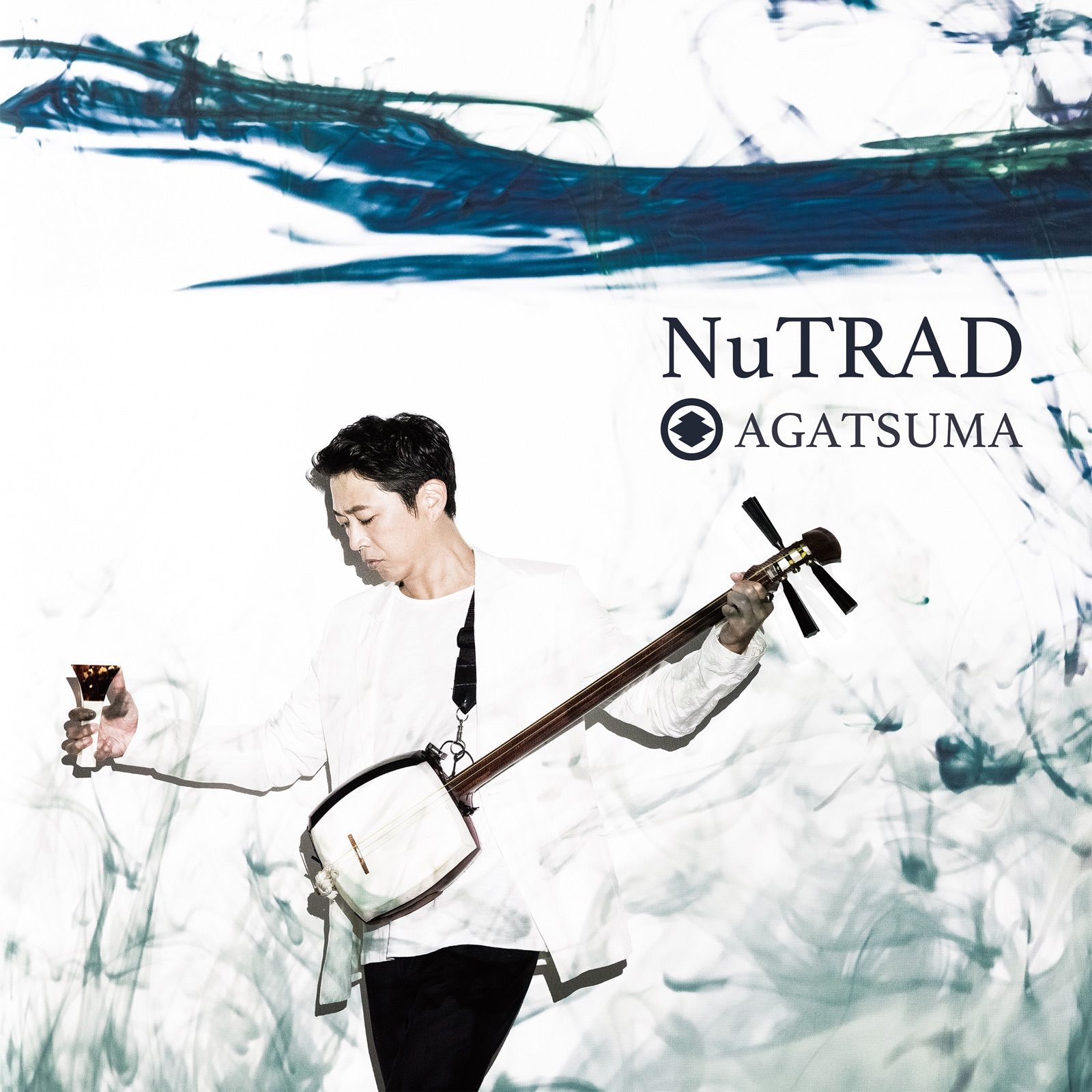 NuTRAD ジャケット
